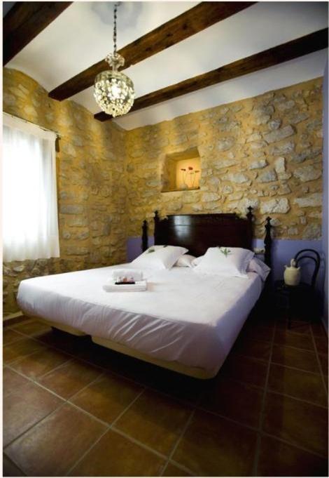 Apartamentos Dona Candida Valderrobres Room photo